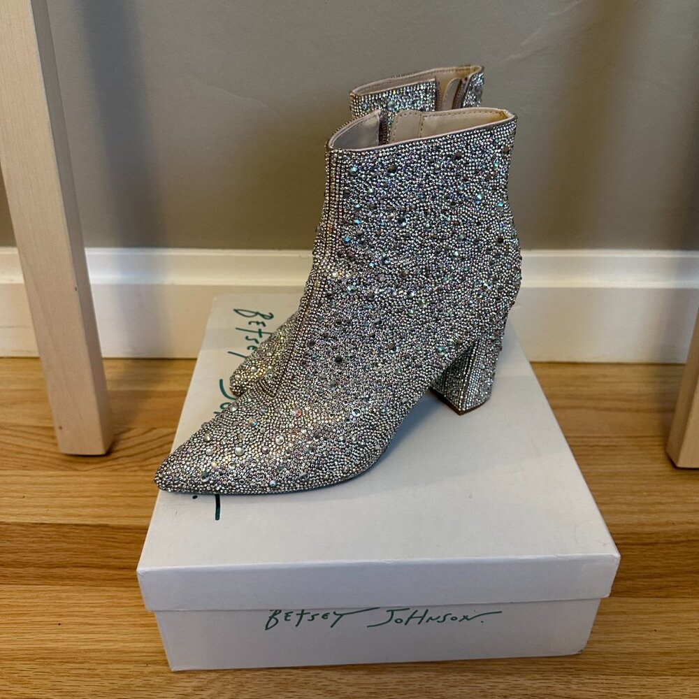 Betsey Johnson Women's Sb-Cady Ankle Boot - Picture 3 of 5